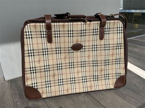 borsa viaggio burberry|Borsa Da Viaggio Burberry – Lambitelli.